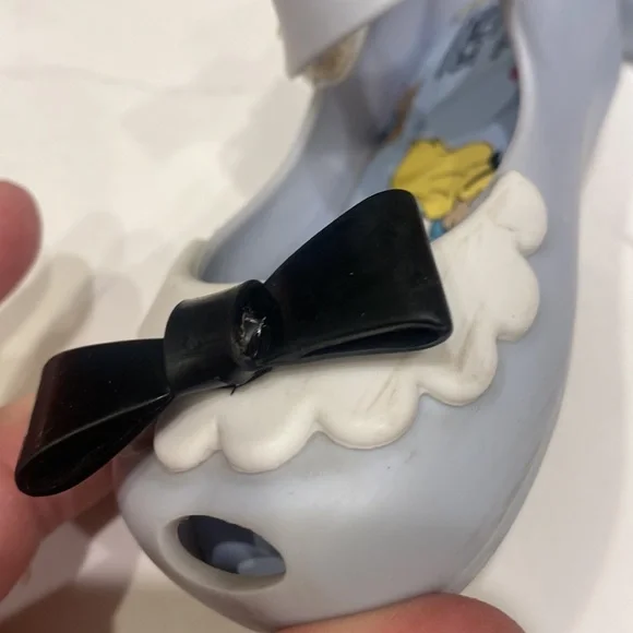 Mini Melissa Alice in Wonderland size 8 - Picture 4 of 8